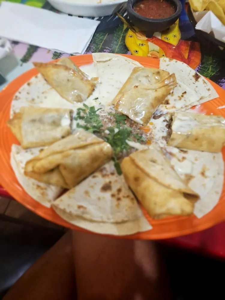 SP Quesadilla Platter Deep Copy